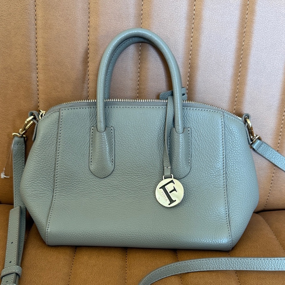 Elegant Gray Furla Leather Handbag